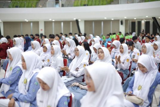 Ribuan Siswa SMA/SMK se-Solo Raya Ikuti Roadshow Beasiswa OSC 2026 di UMS